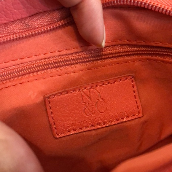 Large pink wristlet - Picture 5 of 5